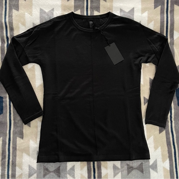 Nike Tops - Nike Every Stitch Considered Women’s Double Layered Wool long sleeve Size Small